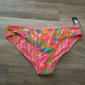 NWT Wild Fable Reversible Floral Mid Rise Cheeky Bikini Bottom Size 2X